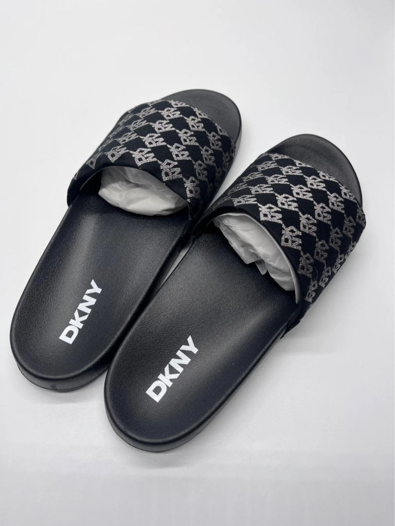 £60 RRP - Dkny zella flat slide black nickel women's uk 8.5 / eu 42.5