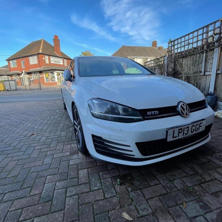 Volkswagen, GOLF, Hatchback, 2013, Semi-Auto, 1968 (cc), 5 doors