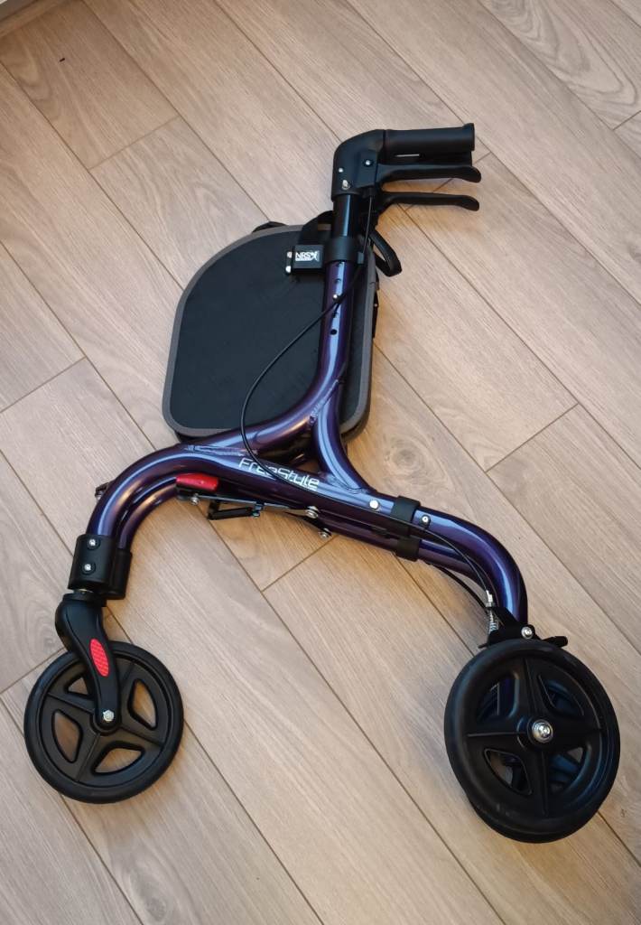 3 Wheeled Rollator / walker