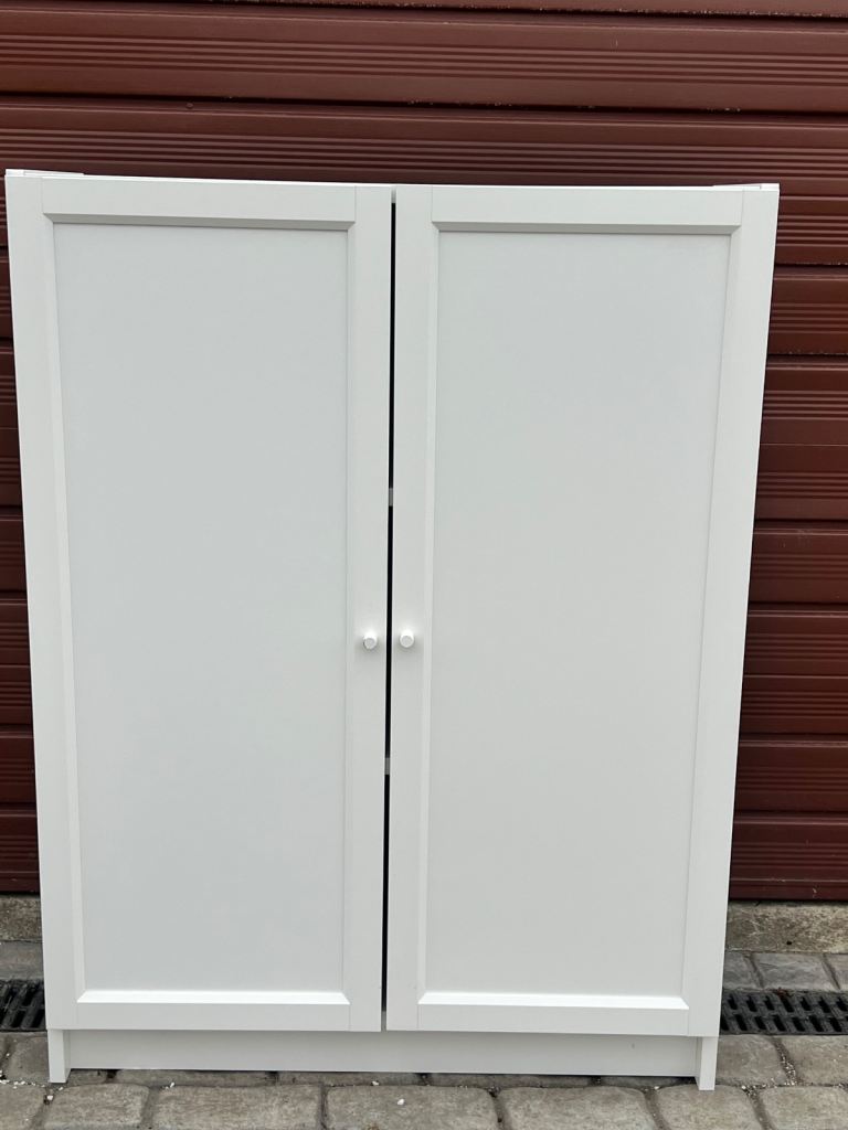 IKEA - Billy bookcase & Oxberg doors