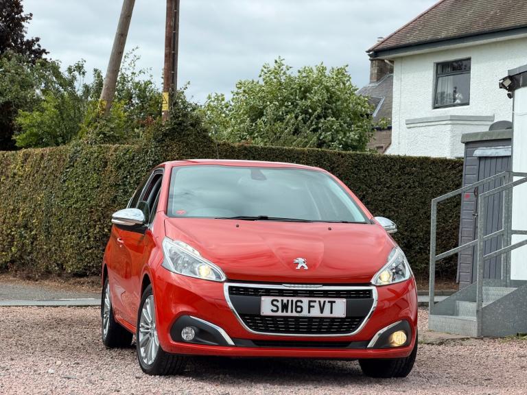 2016 Peugeot 208 1.2 PureTech Allure Hatchback 3dr Petrol Manual Euro 6 (s/s)