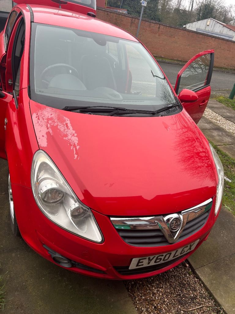 Red Corsa 1.4 Automatic - SPARES AND REPAIRS- Engine fault
