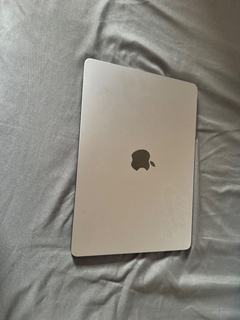 Apple MacBook Air M2