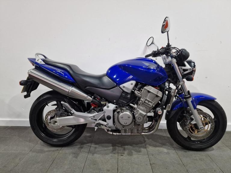2002 Honda CB900F Hornet, Only 2 Owners, Rad Guard, Fender Extender, Bobbins