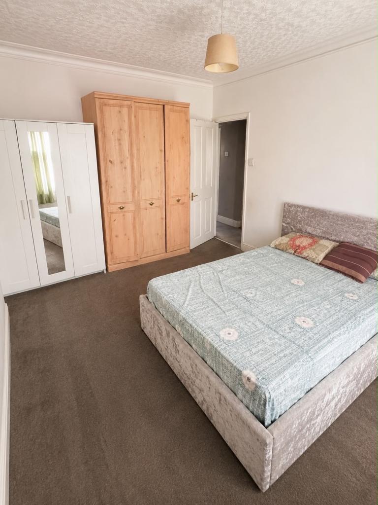 Double room to rent