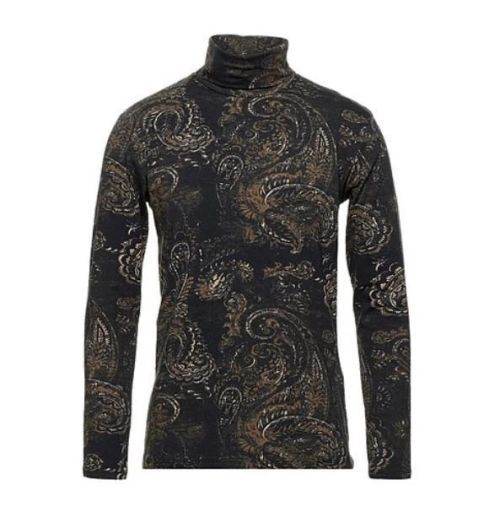 En Avance turtle neck top. Large