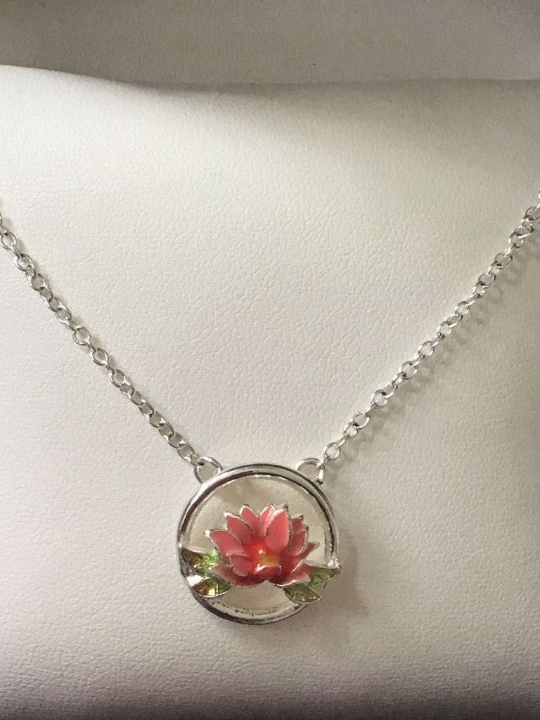 Beautiful Vintage Necklace 