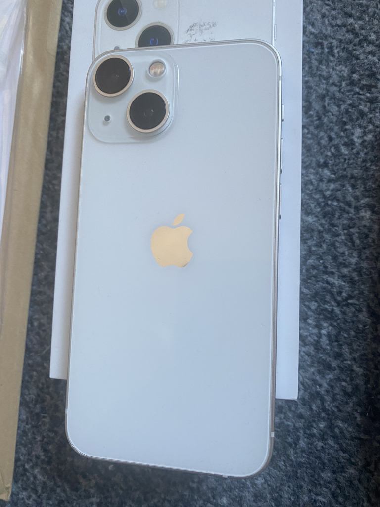 IPhone 13 mini 128gb white unlocked + extras