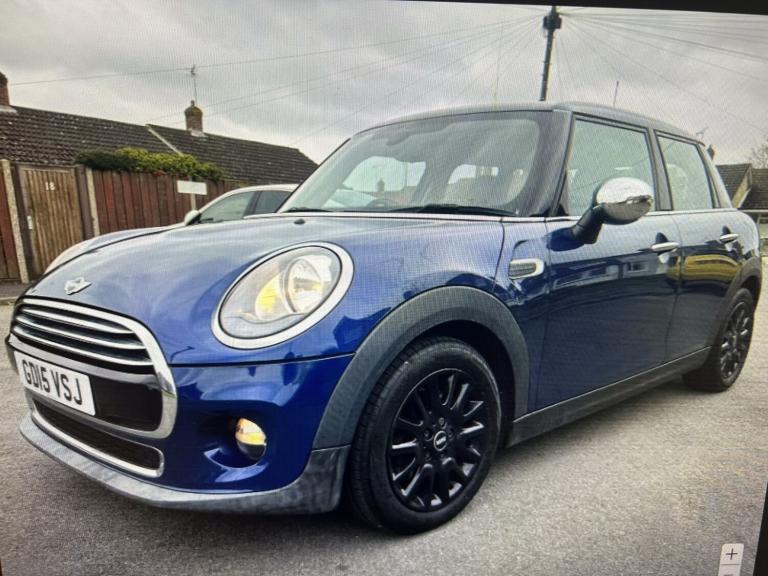 MINI HATCH 1.5 5-Door Hatch Cooper 2015