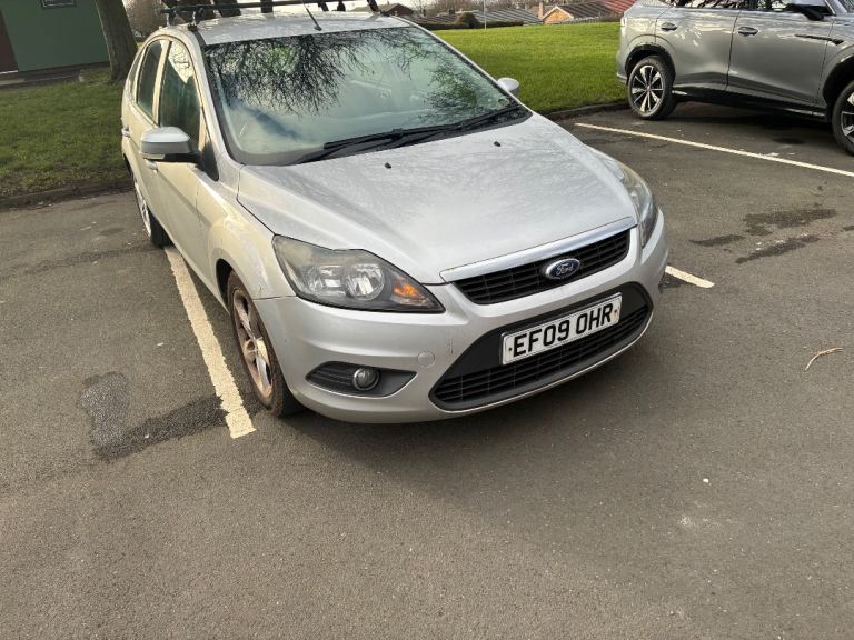 FORD FOCUS 1.6 ZETEC PETROL