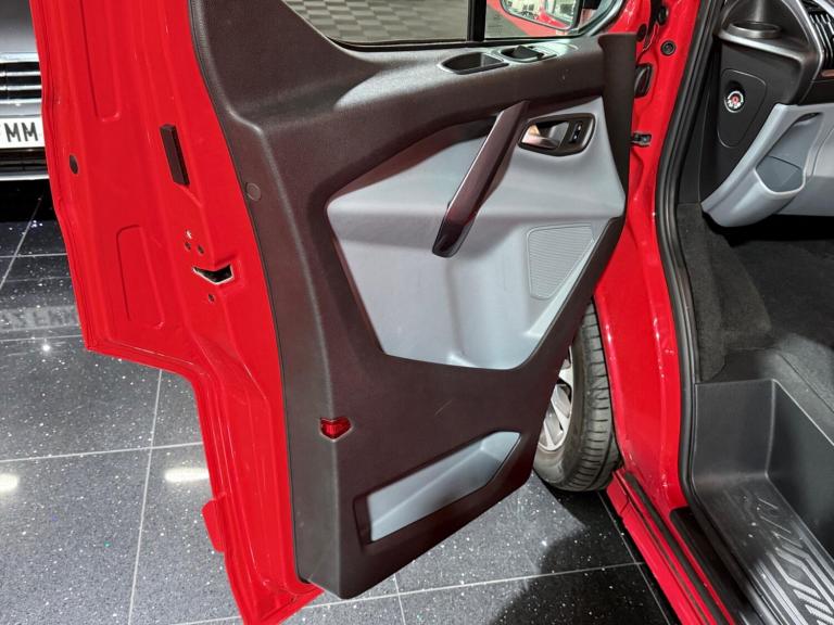 2017 Ford Tourneo Custom 2.0 290 EcoBlue Sport L2 Euro 6 (s/s) 5dr MPV Diesel Manual