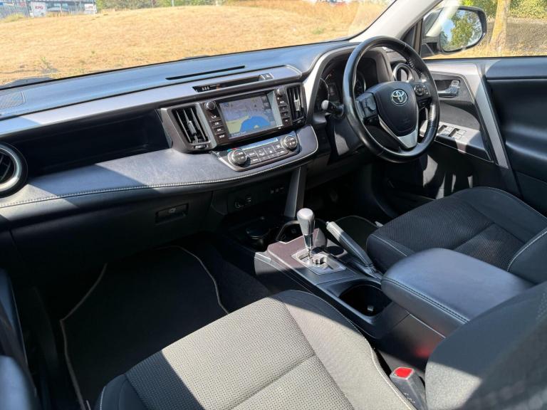 2017 Toyota RAV4 2.5 VVT-h Icon Tech SUV 5dr Petrol Hybrid CVT Euro 6 (s/s) (197 ps) ESTATE Petro...