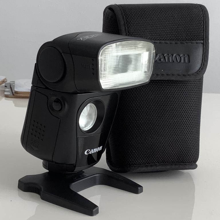 Canon SPEEDLITE 320EX, Really Versatile Unit, Excellent Condition.Only