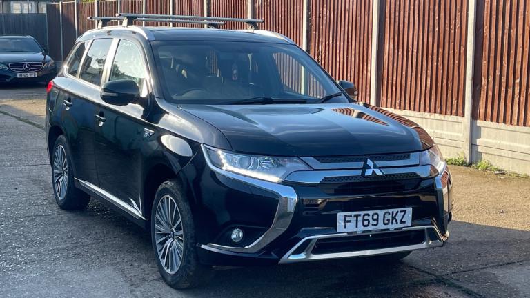 2020 Mitsubishi Outlander 2.4 PHEV Dynamic 5dr Auto ESTATE PETROL/ELECTRIC Automatic