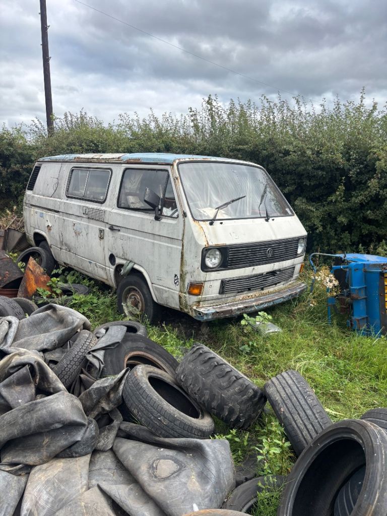 Volkswagen t25 camper
