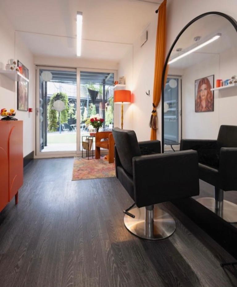 Chair to Rent in Creative Bethnal Green Salon – From £75/Day