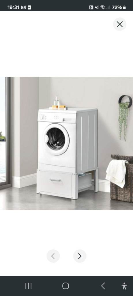 Washing machine pedestal with drawer