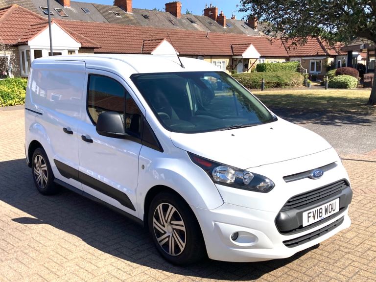2018 FORD TRANSIT CONNECT CREW-CAB VAN 