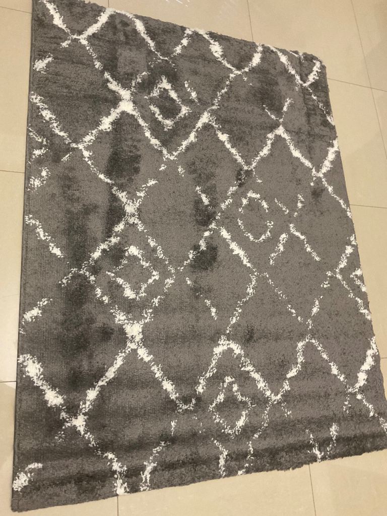 Brand new Deluxe Berber shaggy rugs size 160x120cm dark grey 