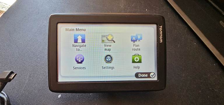 Tom Tom GPS I good condition Working perfectly