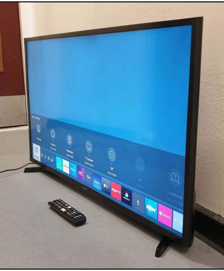 32"SAMSUNG SMART WIFI LED TV PERFECT WORKING 65£