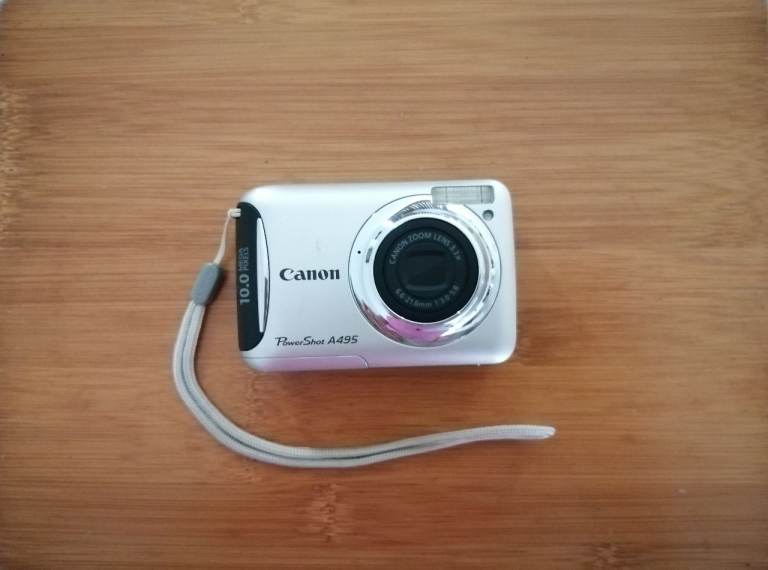 Canon Powershot A495 Digital Camera Silver Used