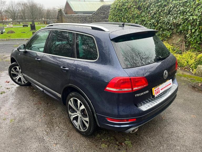 2014 Volkswagen Touareg 3.0 TDI V6 BlueMotion Tech R-Line Tiptronic 4WD Euro 5 (s/s) 5dr ESTATE D...