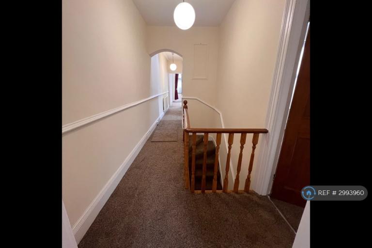 2 bedroom flat in Lowlands Road, Harrow, HA1 (2 bed) (#2993960)