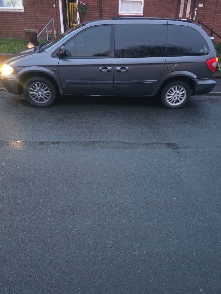 Chrysler, VOYAGER, MPV, 2004, Other, 2776 (cc), 5 doors