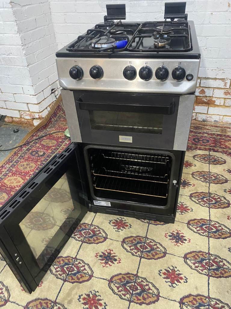 2 beautiful 50cm gas cooker in good condition fully working 