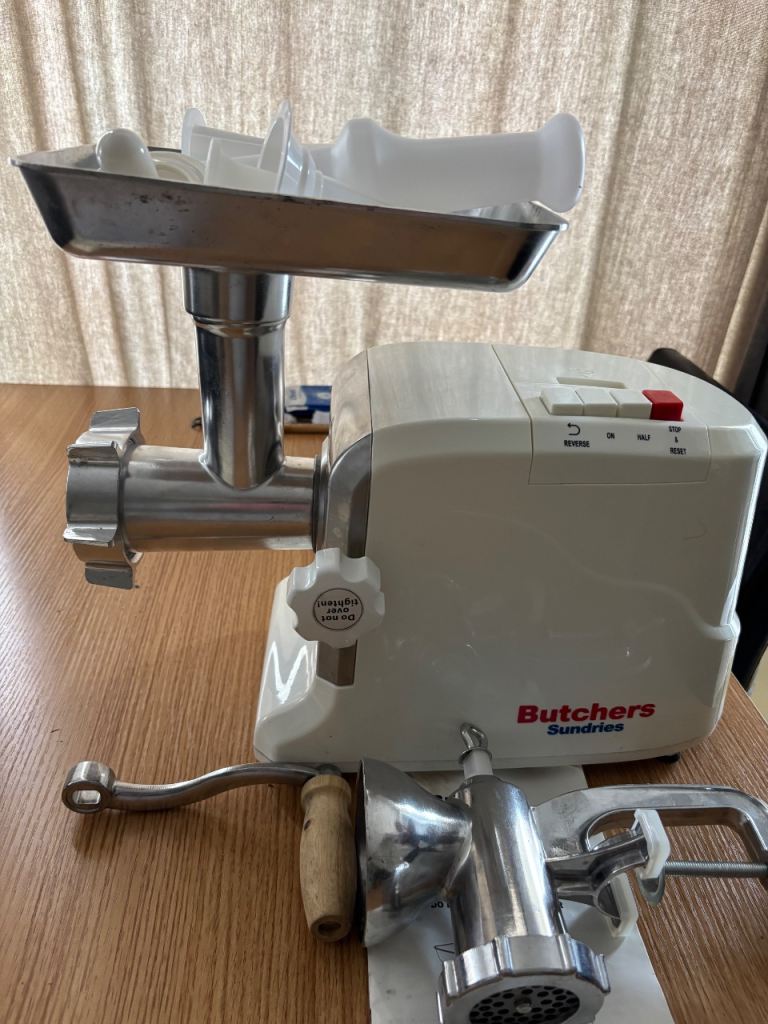 Butchers Sundries meat grinder 