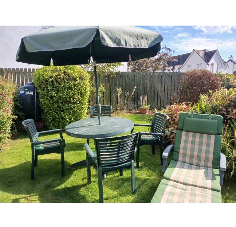 Garden/Patio furniture - Creative Gardens