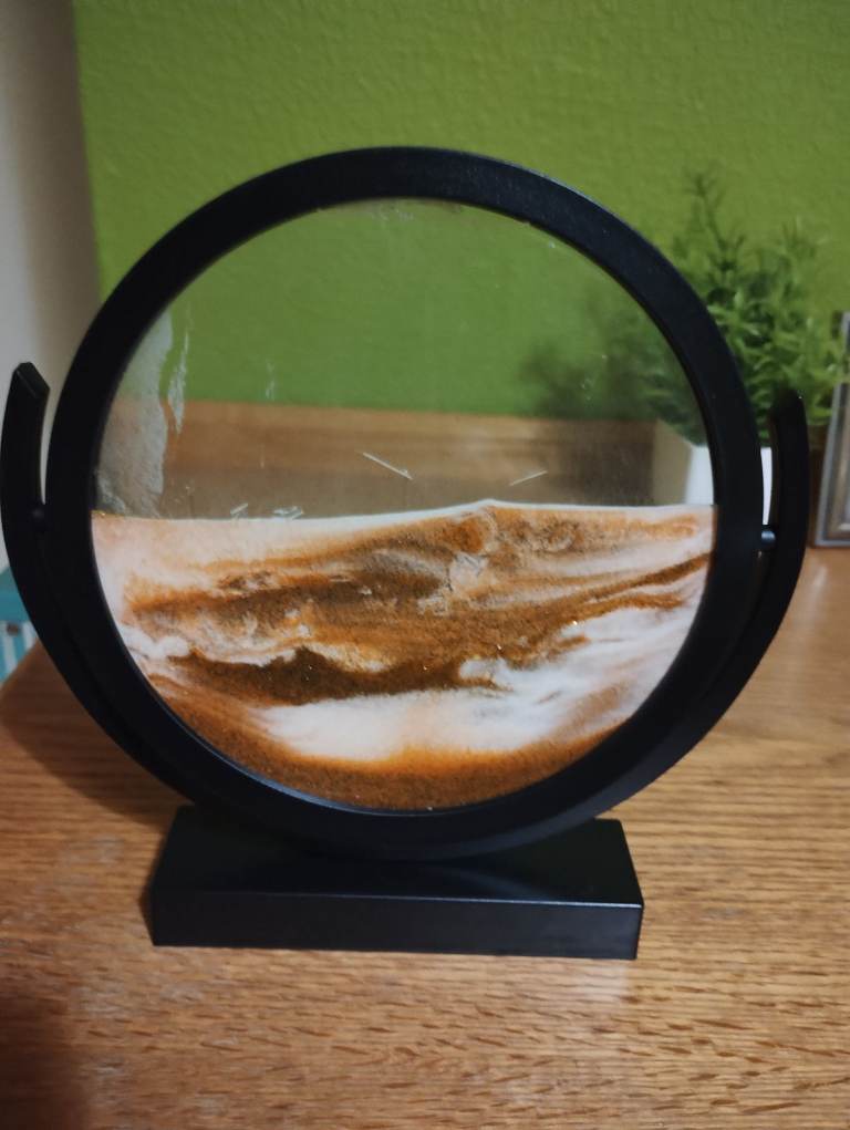 Moving Orange Sand Art Ornament 