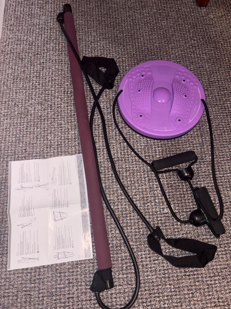 Resistance band and waist trainer 