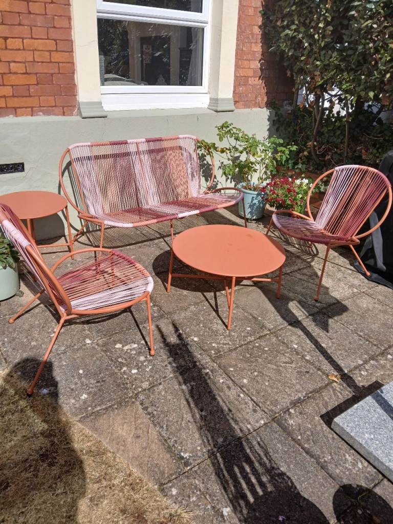 Outdoor Patio Furniture Set - 2 seater sofa, 2 Chairs, 2 Tables
