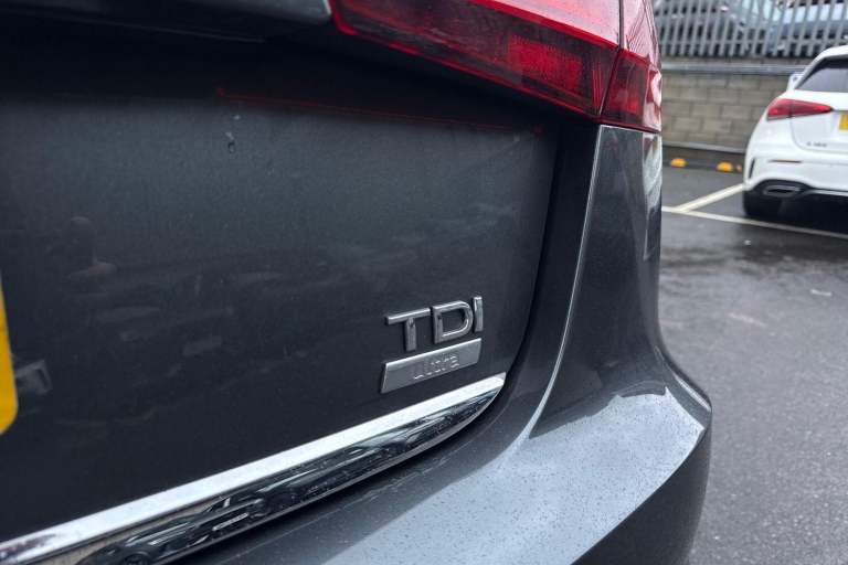 2017 Audi A6 2.0 TDI Ultra S Line 4dr S Tronic SALOON DIESEL Automatic