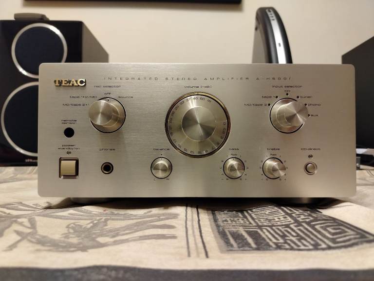 TEAC A-H500i integrated amplifier 