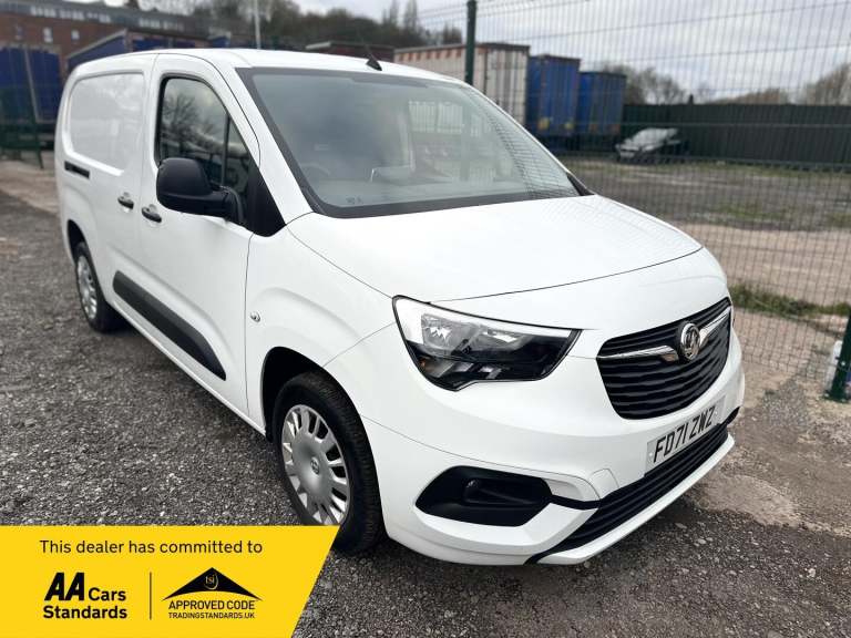 2022 Vauxhall Combo 1.5 Turbo D 2300 Sportive L2 H1 Euro 6 4dr PANEL VAN Diesel Manual