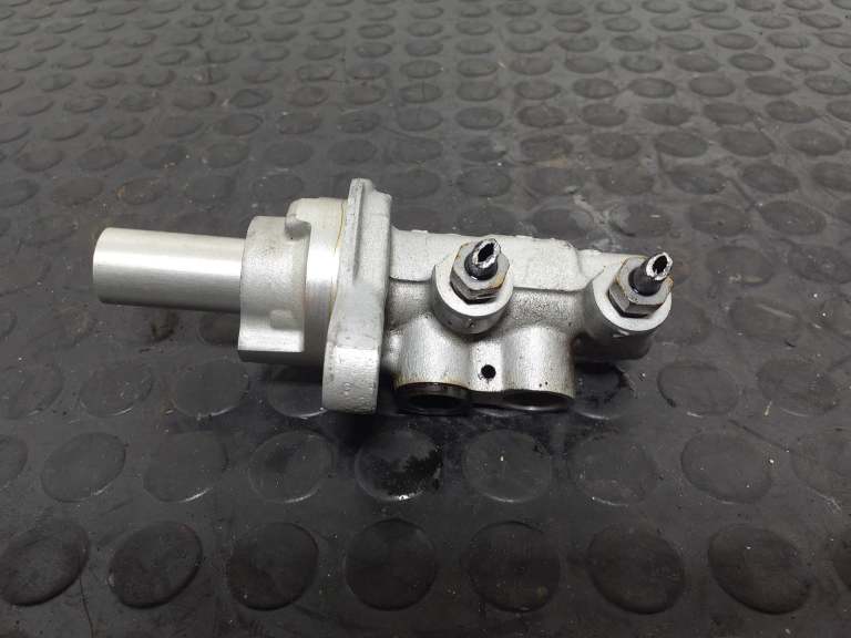 Ford Fiesta Brake Master Cylinder 2017-2022 1.0l Sfjp