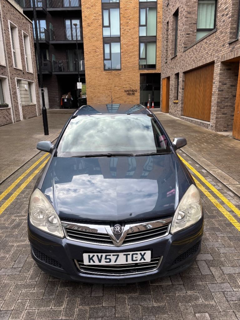 Vauxhall Astra HatchBack 1.6L £730