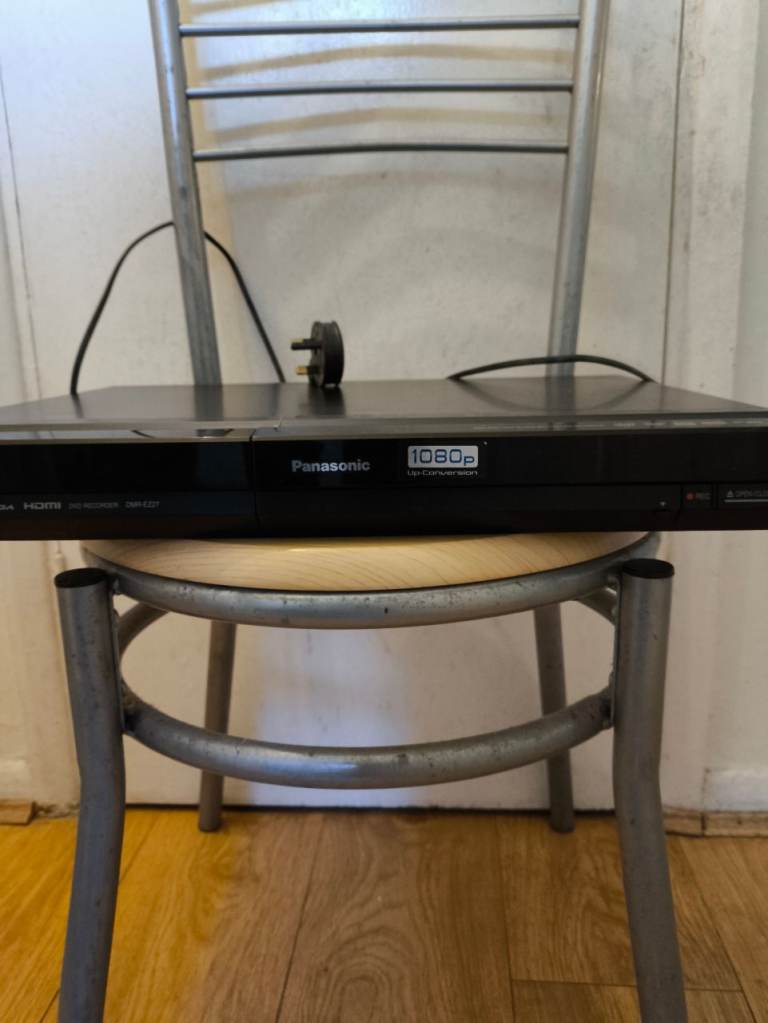 Panasonic 1080 p -Conversion HDMI DVD Recorder Model:DMR-EZ27