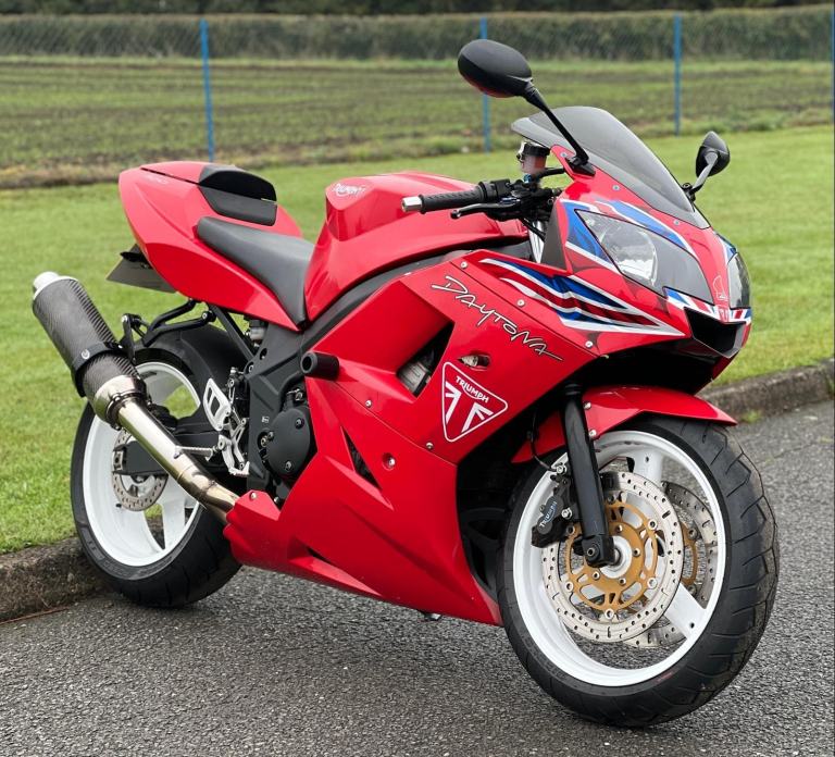2005 Triumph Daytona 600 Sports bike - Project Non runner - Fast Delivery