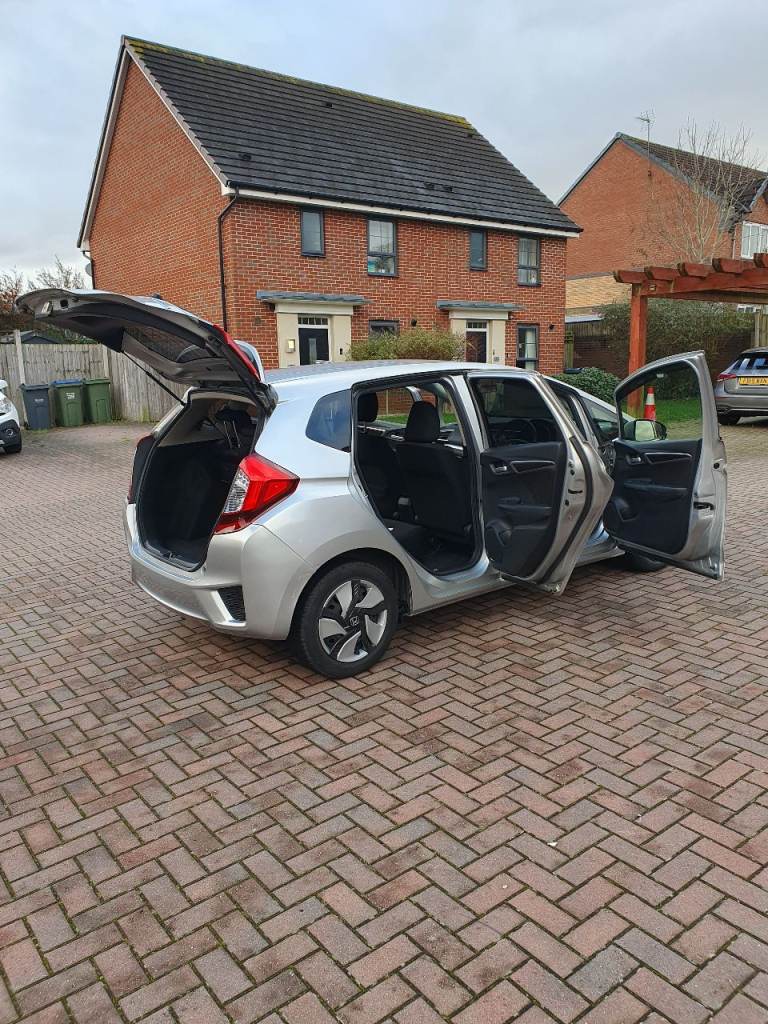 Honda Jazz Fit 1.5 Liter Hybrid Self Charging Electric Automatic 39,000 Miles Ulez Compliant!!!