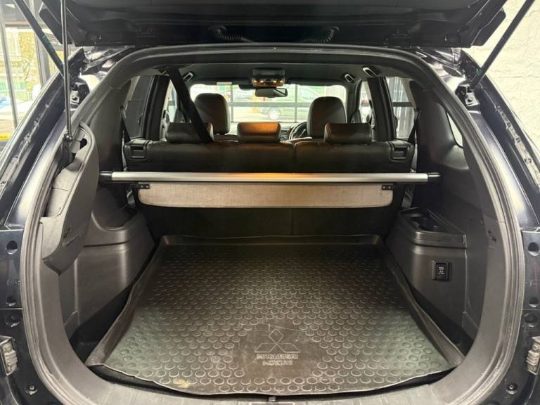 2020 Mitsubishi Outlander 2.4h TwinMotor 13.8kWh Exceed Safety SUV 5dr Petrol Plug-in Hybrid CVT ...