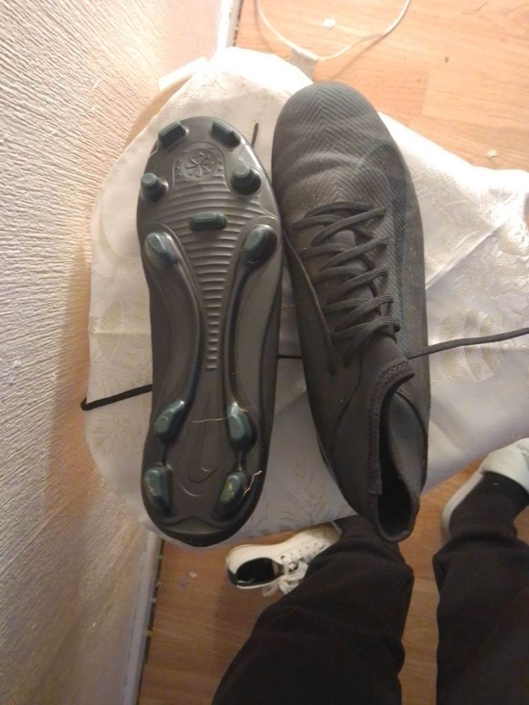 image for Nike football boots black size 7 