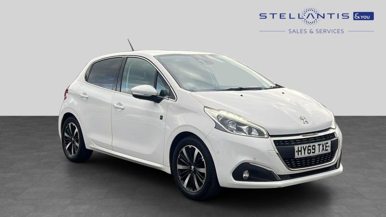 2019 Peugeot 208 1.2 PureTech Tech Edition Hatchback 5dr Petrol Manual Euro 6 (s/s) (82 ps) Hatch...