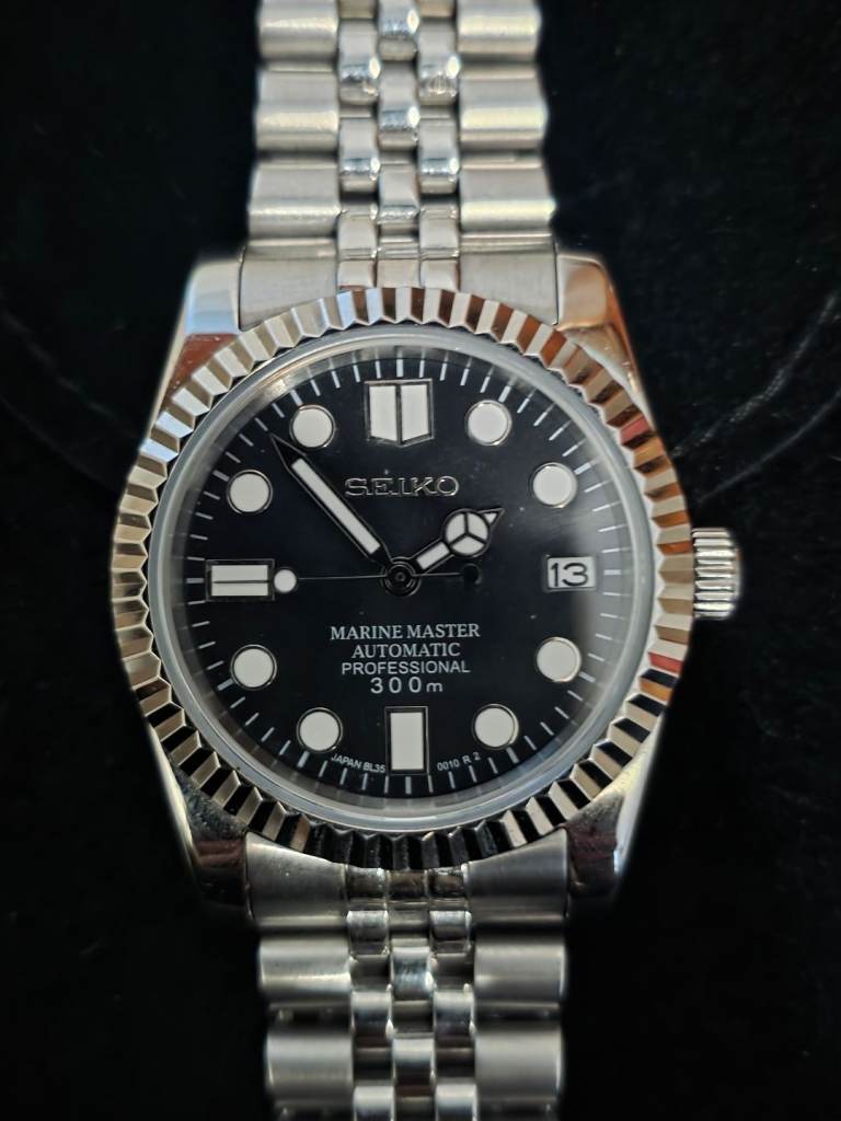 Black seiko automatic 