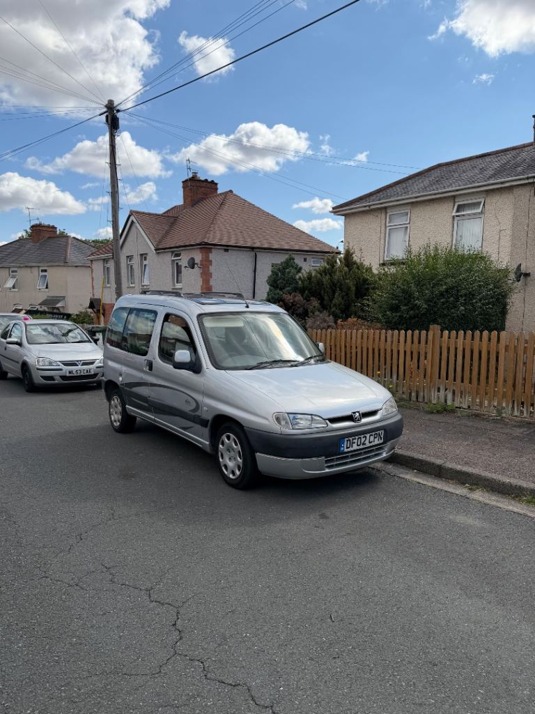 Peugeot Partner Quicksilver 1.8 HDi - 1 Year MOT, 79K Genuine miles, service history, keys and V5