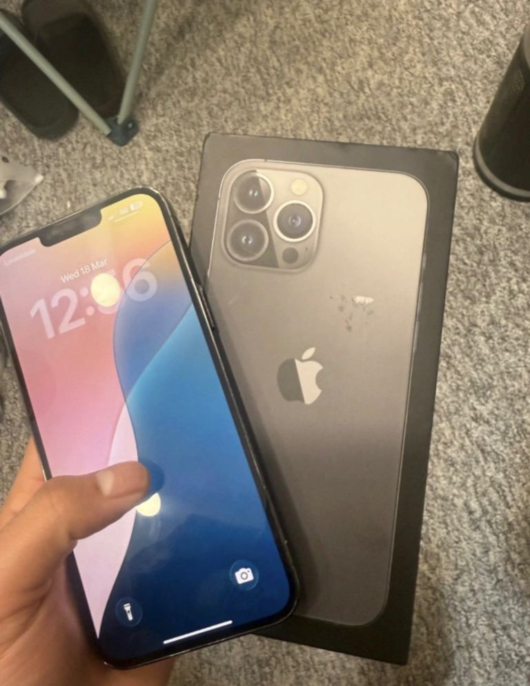 IPHONE 13 pro max 256 GB