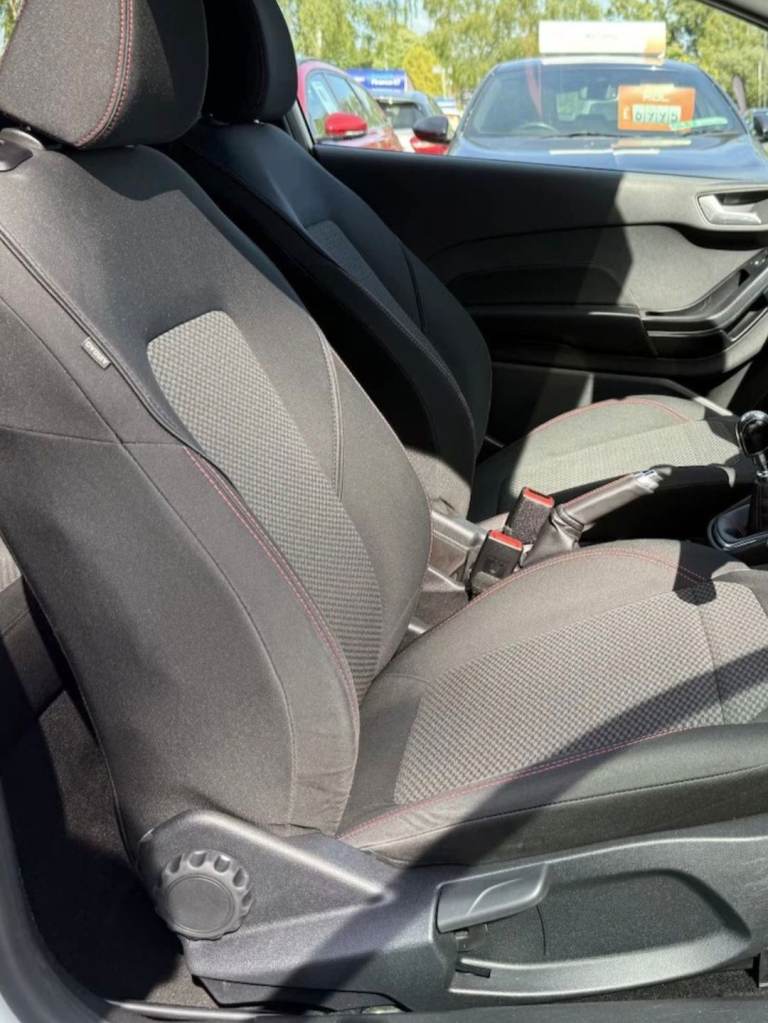 Fiesta st line 3 door seats 